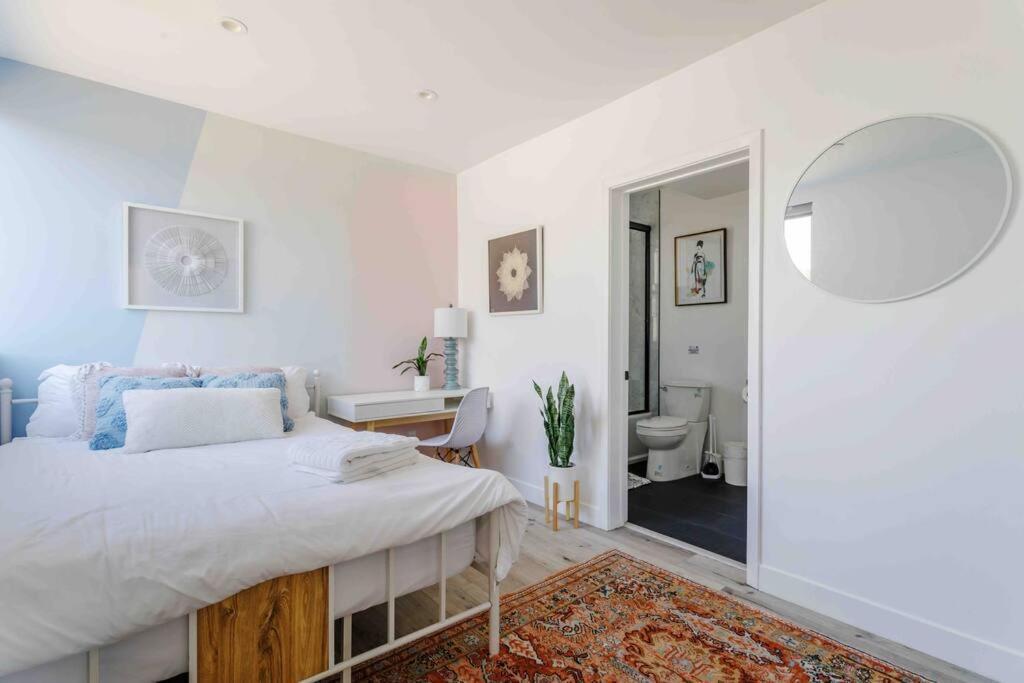 Hollywood Art House With Bright Sunlight Apartment ลอสแอนเจลิส ภายนอก รูปภาพ