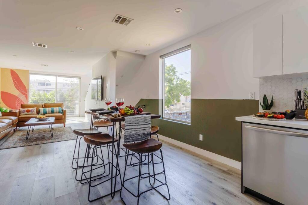 Hollywood Art House With Bright Sunlight Apartment ลอสแอนเจลิส ภายนอก รูปภาพ